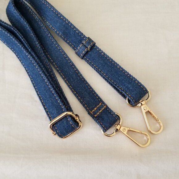 NWOT! Two-tone Blue Denim Shoulder Crossbody Purse with Two Detachable Straps - Picture 15 of 15